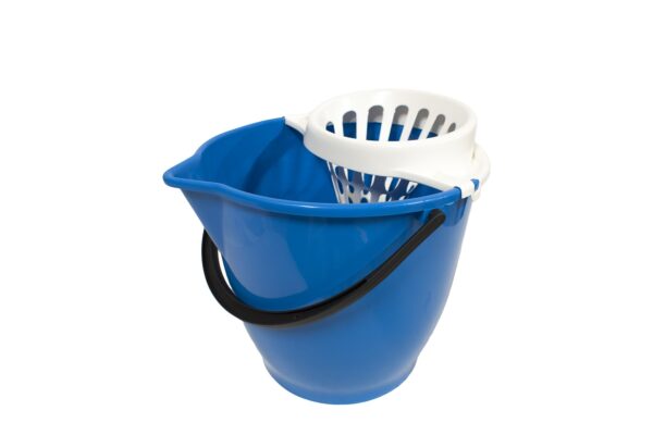 CUBO CON ESCURRIDOR 13 L ASA PLÁSTICO