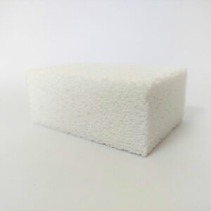 PIEDRA CRISTAL COCINA BLANCA